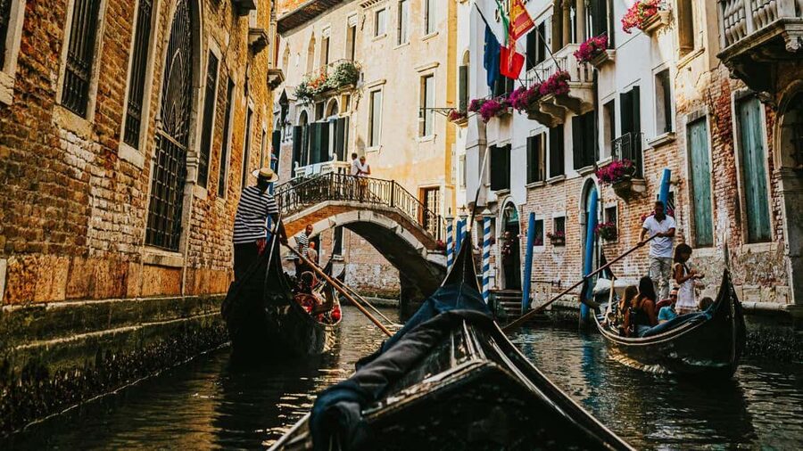 Venice: Shared Gondola Ride at Sunset - The first view from the water