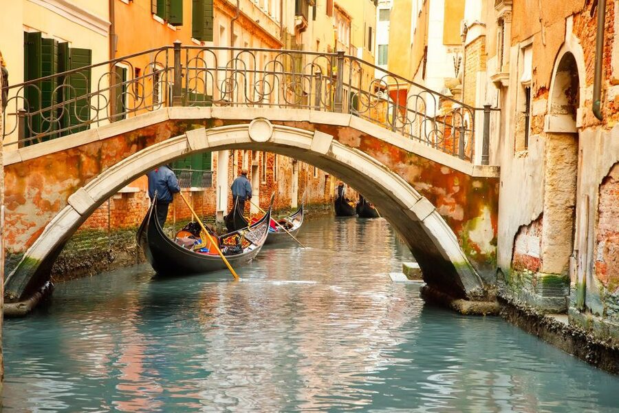 Venice: Shared Gondola Tour - Meeting near St. Mark’s Square