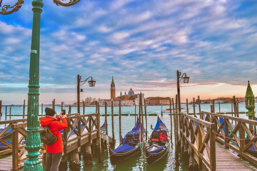 Venice: St Mark's Basilica, Doge's Palace, and Gondola Ride - Who will get the most from this experience
