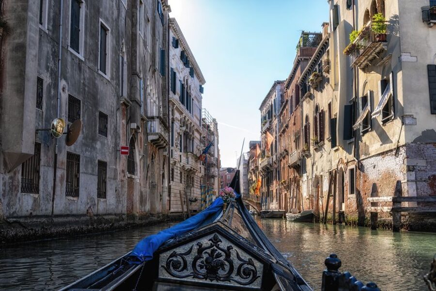 Venice: St. Mark's Basilica, Doge's Palace & Gondola Ride - St. Mark’s Basilica and its gold mosaics
