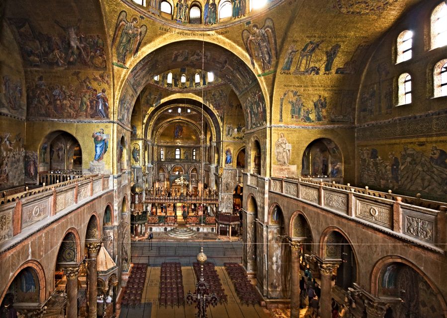 Venice: St. Mark's Basilica, Doge's Palace & Gondola Ride - Doge’s Palace and the machinery of Venetian power