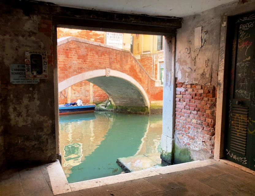 Venice: St. Mark's, Walking Tour and Gondola Combo - Starting near St. Mark’s Square