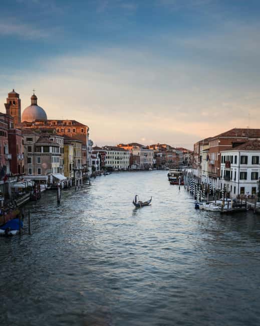 Venice: St. Mark’s Walking Tour & Gondola Traghetto Crossing - Starting near Campo San Zaccaria