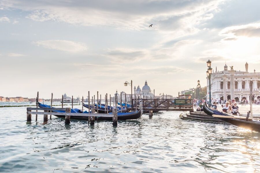 Venice: Traditional Shared Gondola Ride - Setting out near San Marco