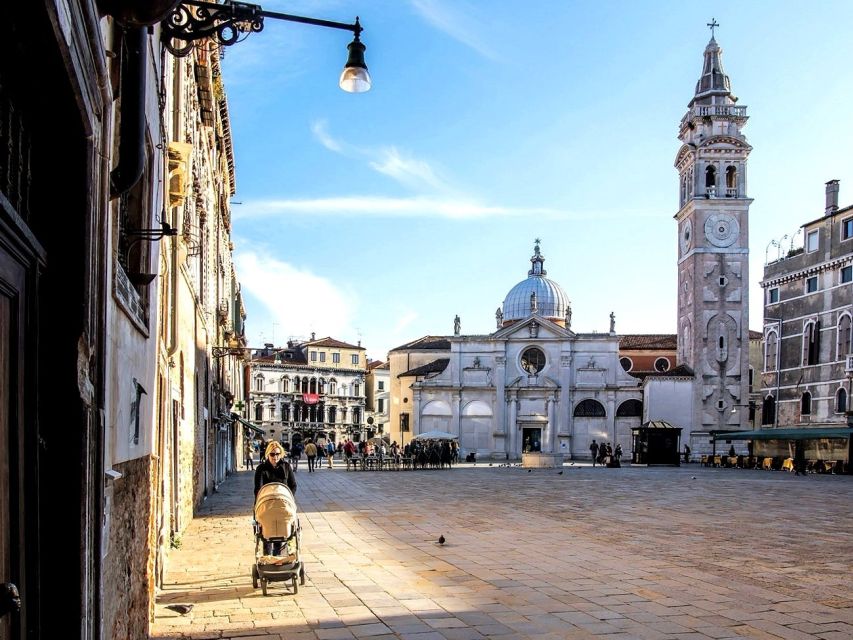 Venice Walking Tour and Gondola Ride Combo - Marco Polo’s former home and the Malibran Theatre