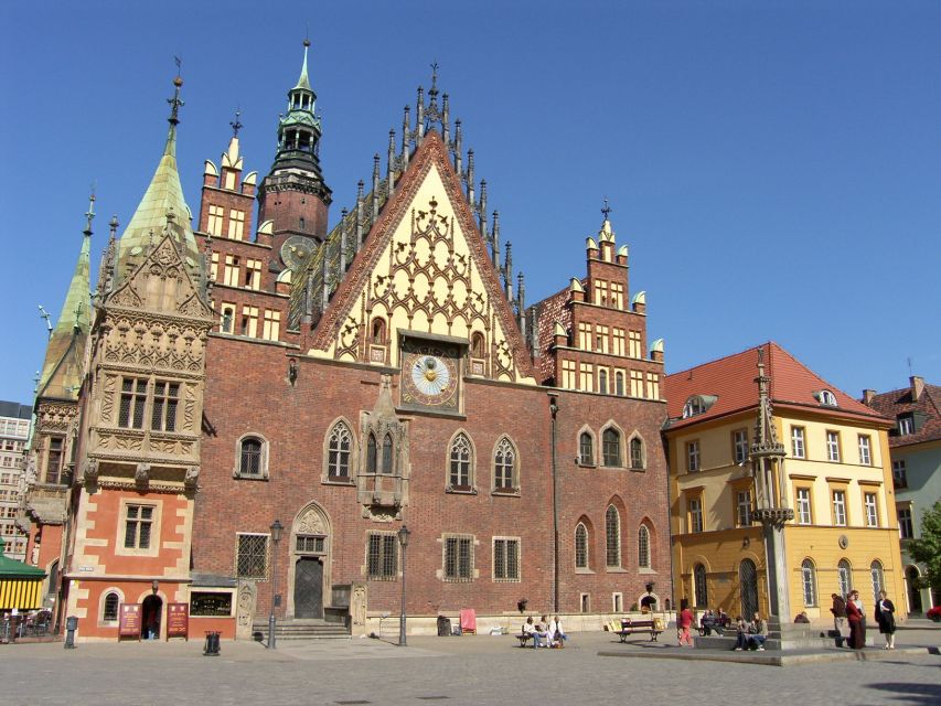 Wroclaw: Old City Walk and Cruise with Small Gondola - Who will enjoy this Wrocław experience